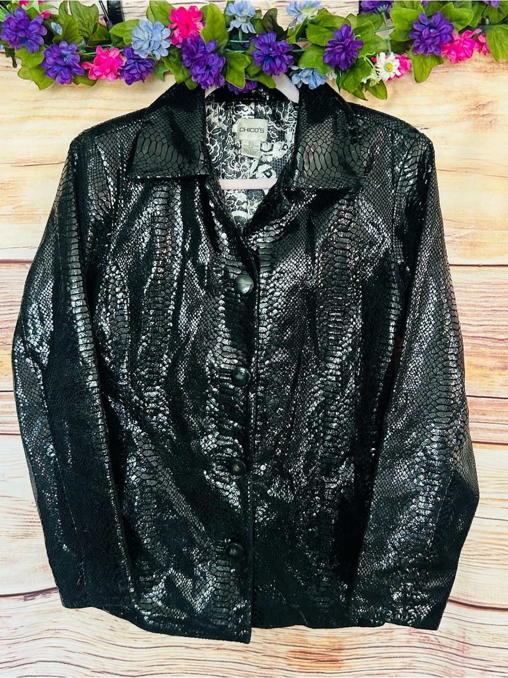 Chico’s Black Embossed Snakeskin Print Button Up Patent Leather Jacket Size 0